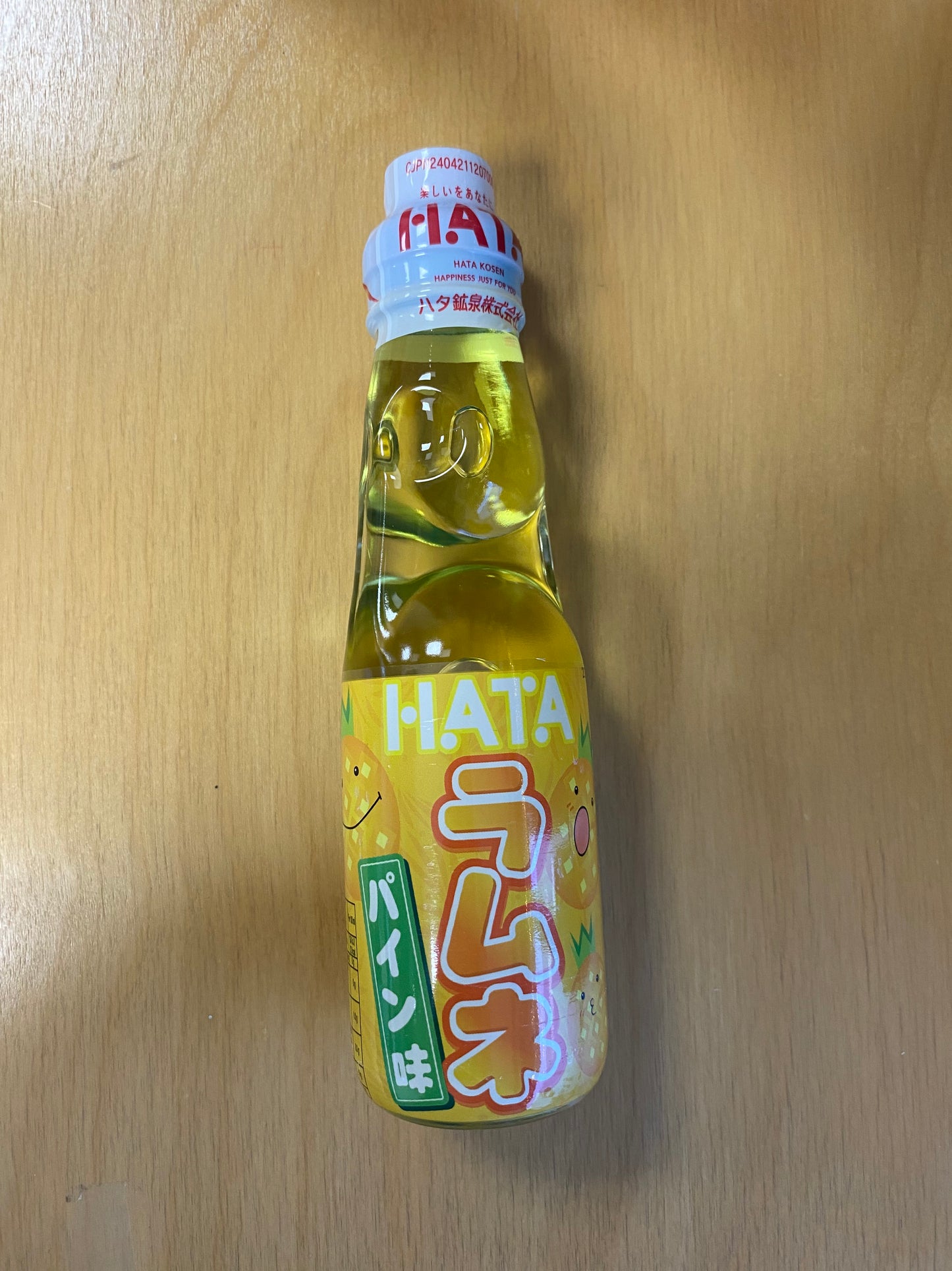 Hatakosen Ramune Pinenapple 200ml