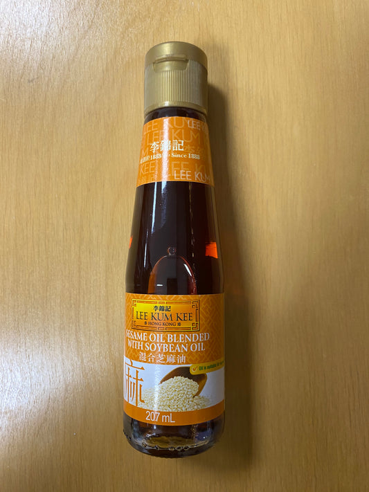 LKK blended sesame oil/Dầu mè LKK 207ml