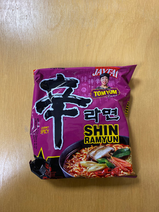 Nongshim Shin Tomyum Flavour Instant Noodles 123gr