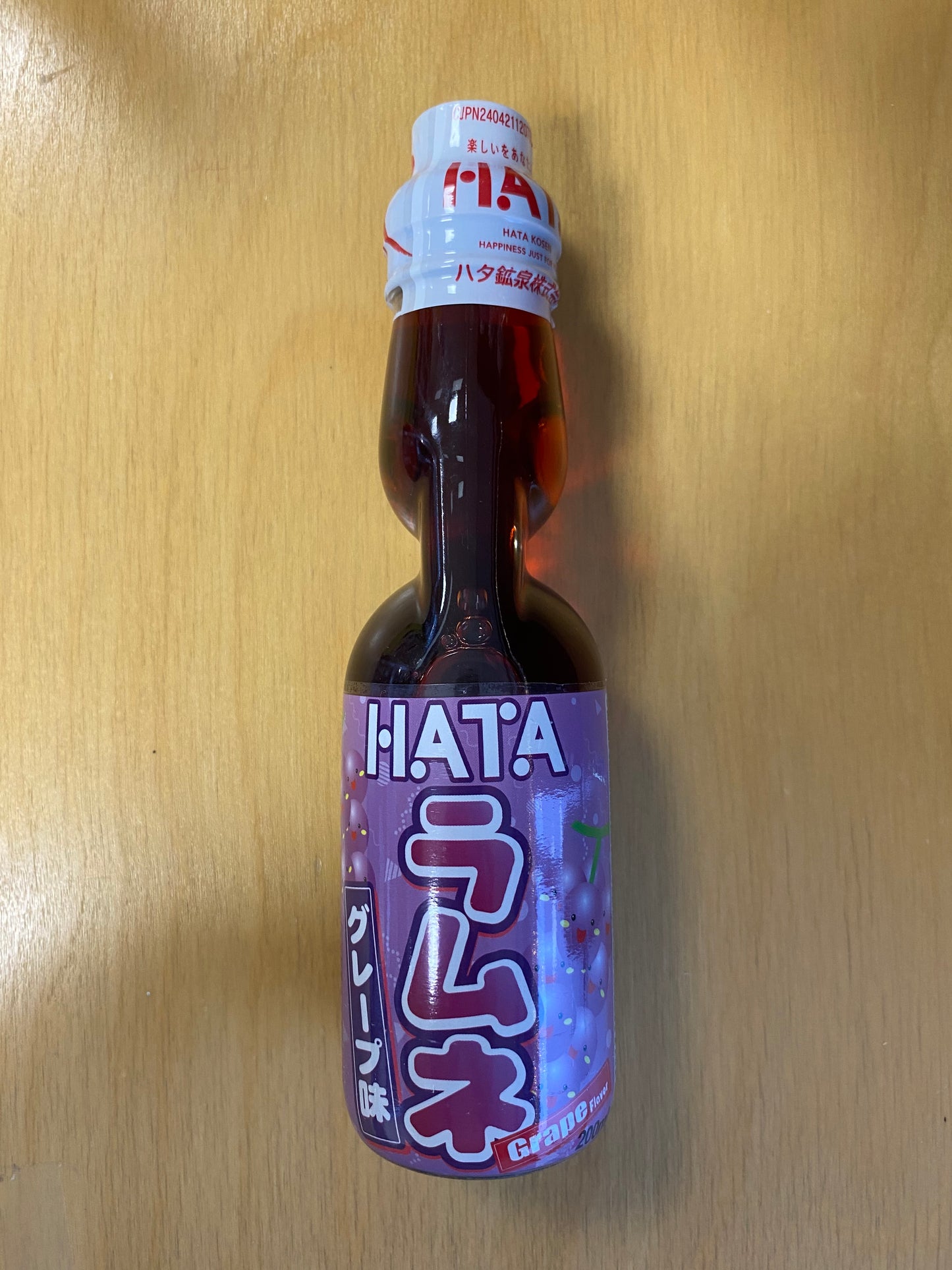 Hatakosen Ramune Grape 200ml